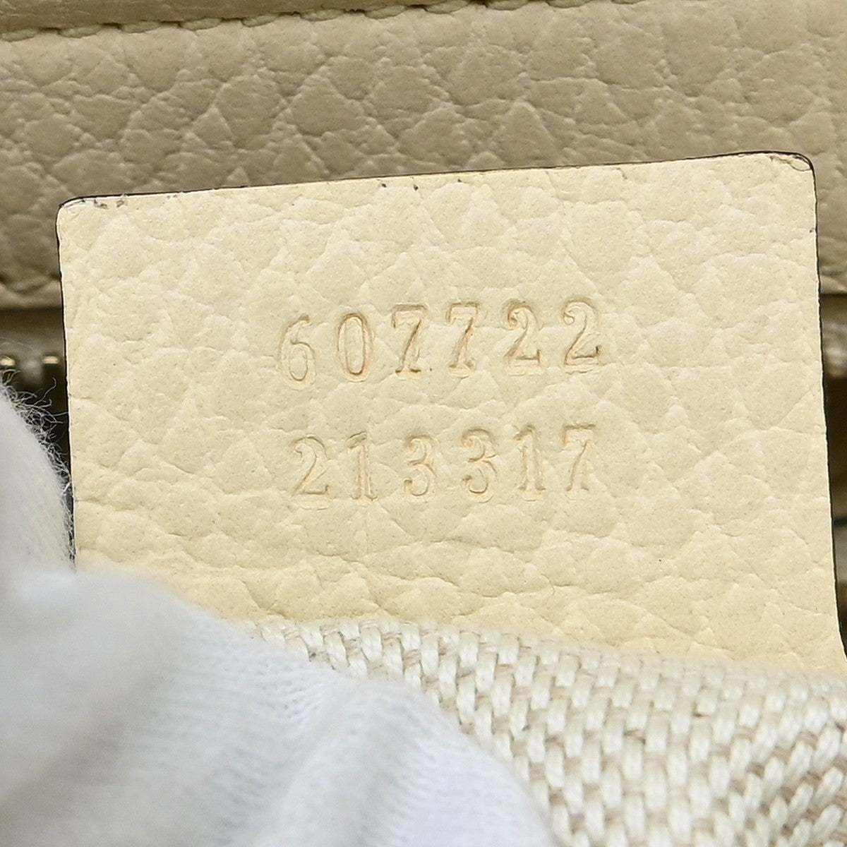 Gucci Soho Shoulder Bag Leather White Leather Handbag (Pre-Owned)