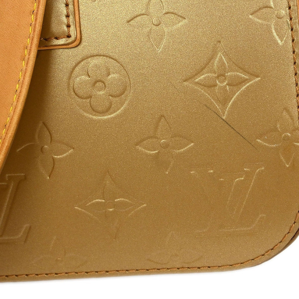 Louis Vuitton Mat Shelton Handbag Monogram Vernis Beige Leather Handbag