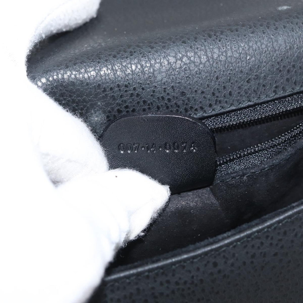 Gucci Vintage Shoulder Bag Leather Black Leather Shoulder Bag Bag (Pre-Owned)