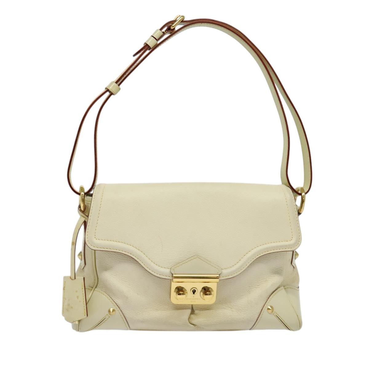 Louis Vuitton Suhali L'essentiel Handbag Leather White Leather Shoulder Bag