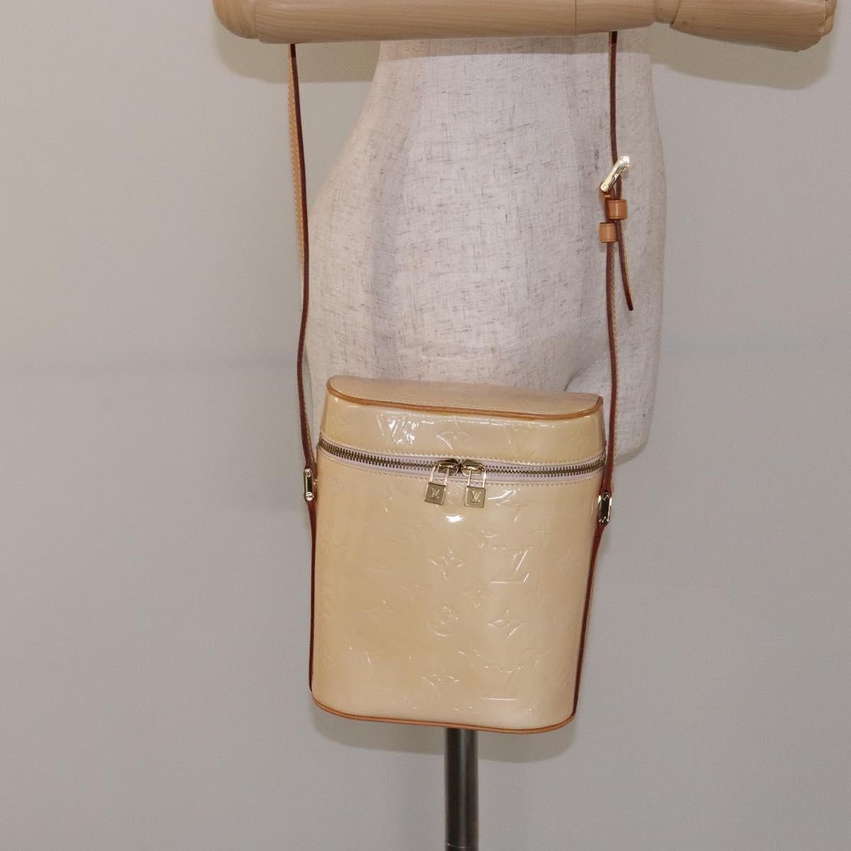 Louis Vuitton Sullivan Handbag Monogram Vernis Beige Patent_Leather Bag