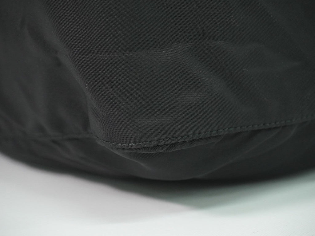 Prada Front Zip Messenger Bag Tessuto Black Nylon Shoulder Bag Bag