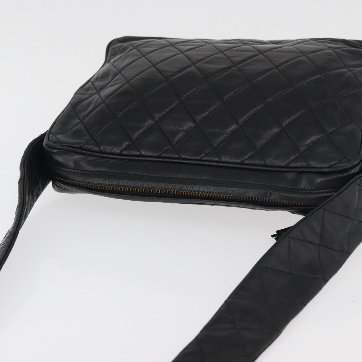 Chanel Vintage Diamond Cc Camera Shoulder Bag Quilted Caviar Black Leather Shoulder Bag Bag