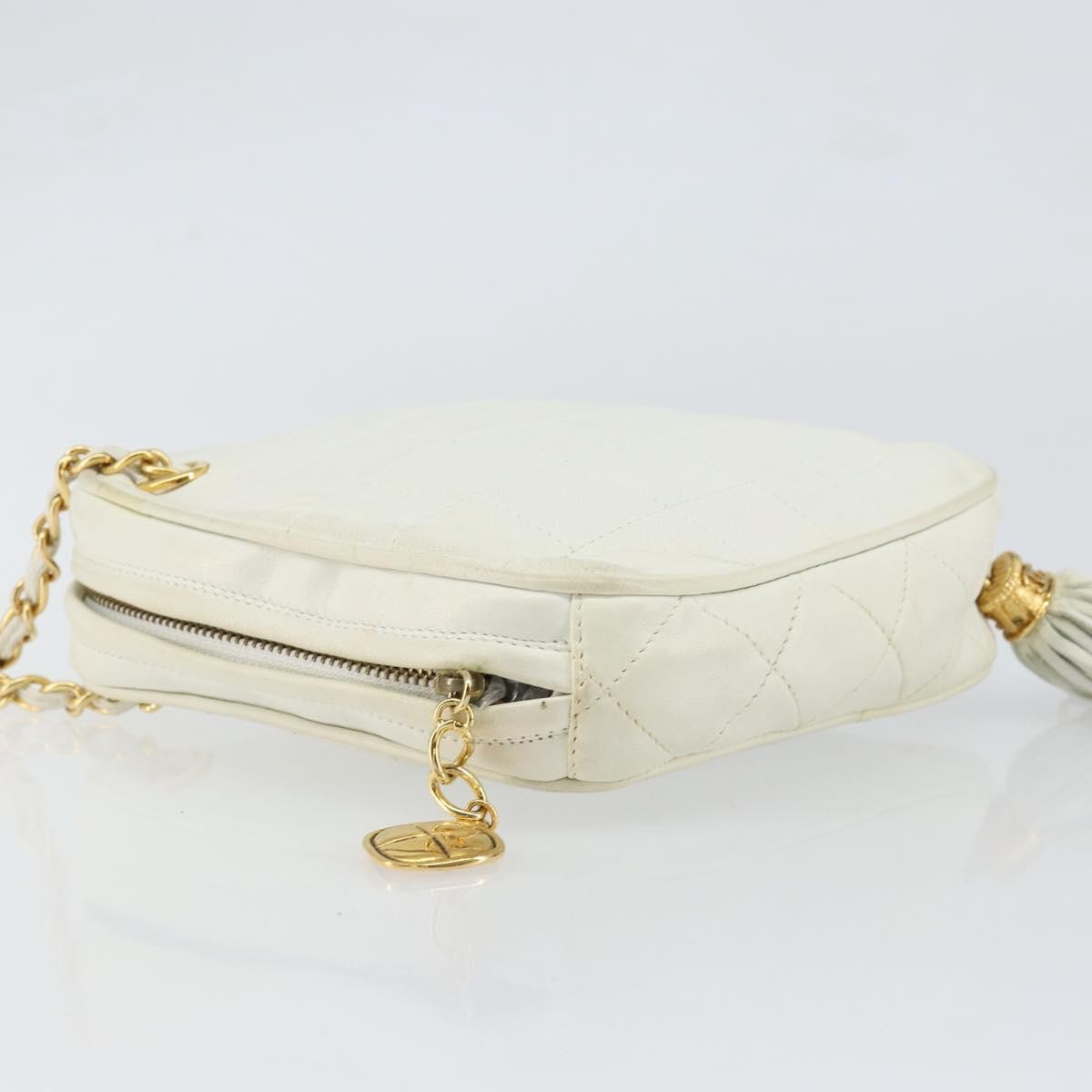 Chanel Vintage Diamond Tassel Crossbody Quilted Lambskin White Leather Clutche & Pouche Bag