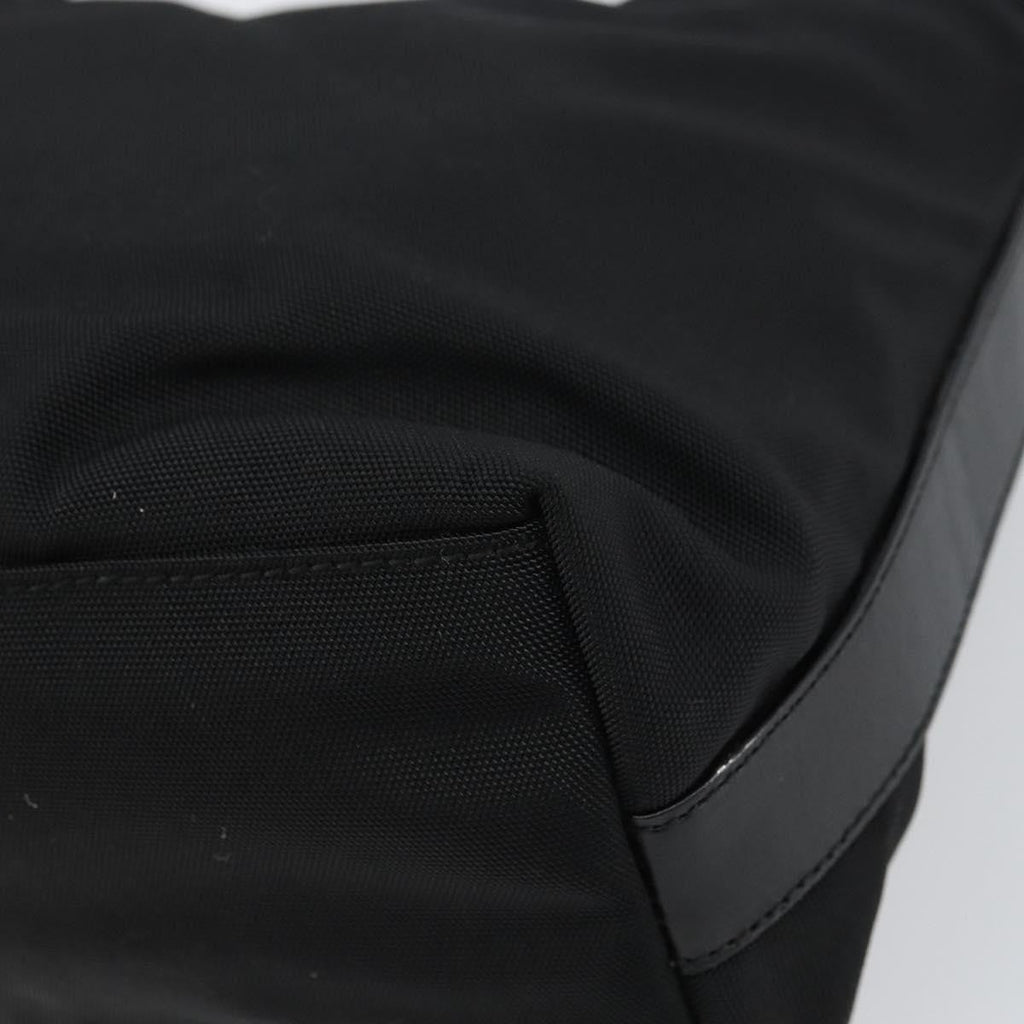Gucci Zip Hobo Nylon Black Nylon Shoulder Bag Bag (Pre-Owned)