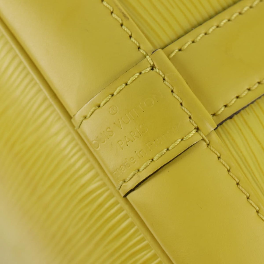 Louis Vuitton Petit Noe Handbag Epi Leather Green Leather Shoulder Bag