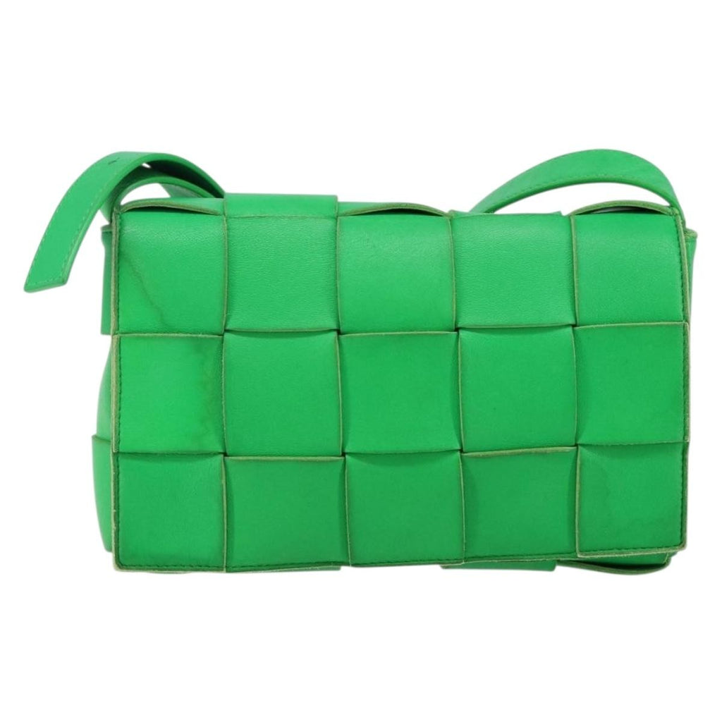 Bottega Veneta Cassette Crossbody Bag Maxi Intrecciato Leather Green Leather Bag