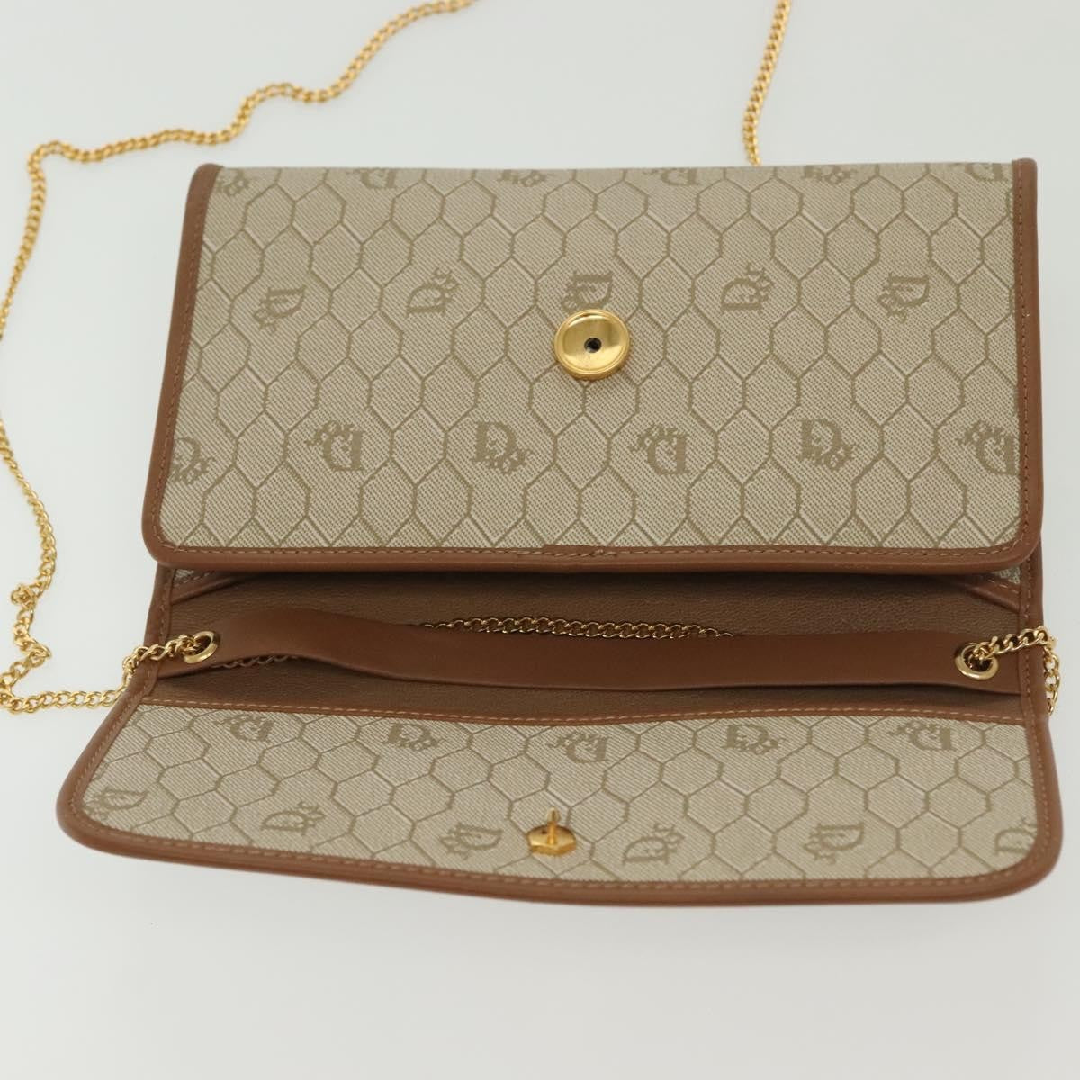 Christian Dior Vintage Honeycomb Chain Canvas Beige Canvas Bag (Pre-Owned)