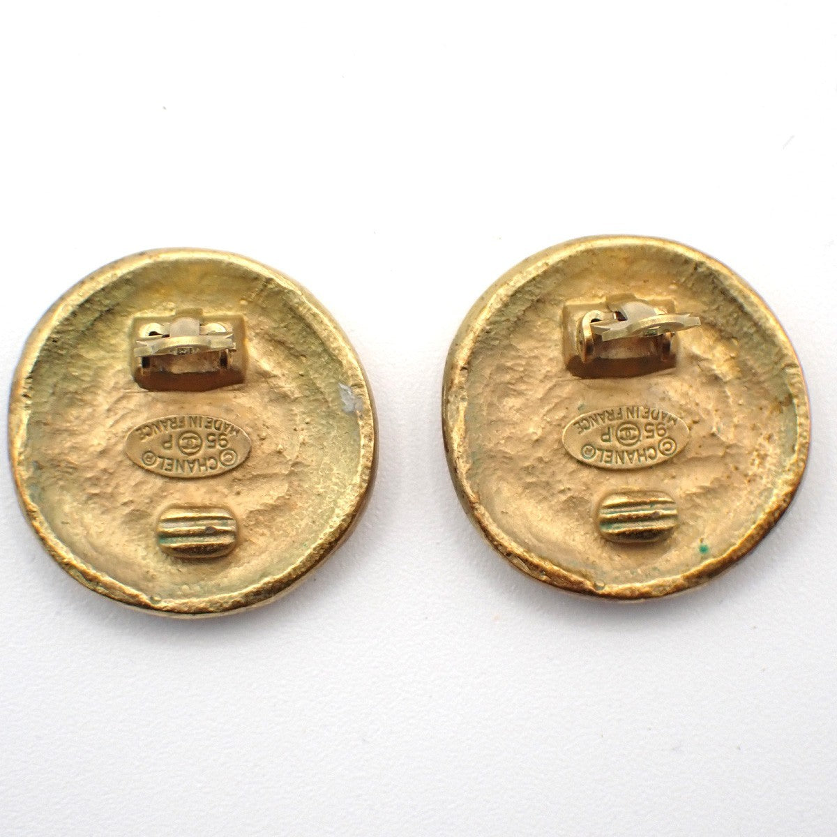 Chanel Vintage Cc Round Button Clip-On Earrings Metal Gold Gold_Plated Earrings Jewelry