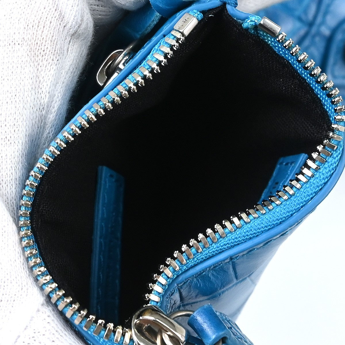 Balenciaga Le Cagole Giant Studs Shoulder Bag Leather Blue Leather Shoulder Bag