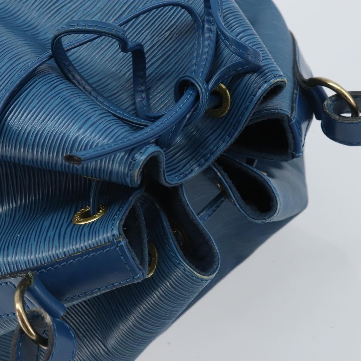 Louis Vuitton Petit Noe Handbag Epi Leather Blue Leather Shoulder Bag