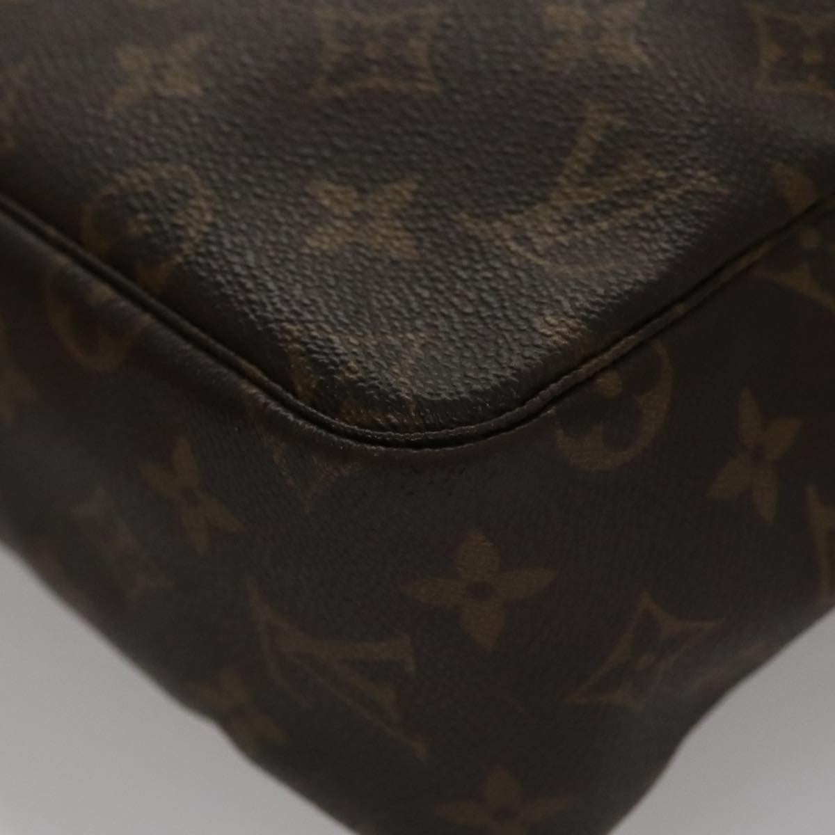 Louis Vuitton Trousse Toiletry Pouch Monogram Canvas Brown Canvas Toiletry Case Accessory