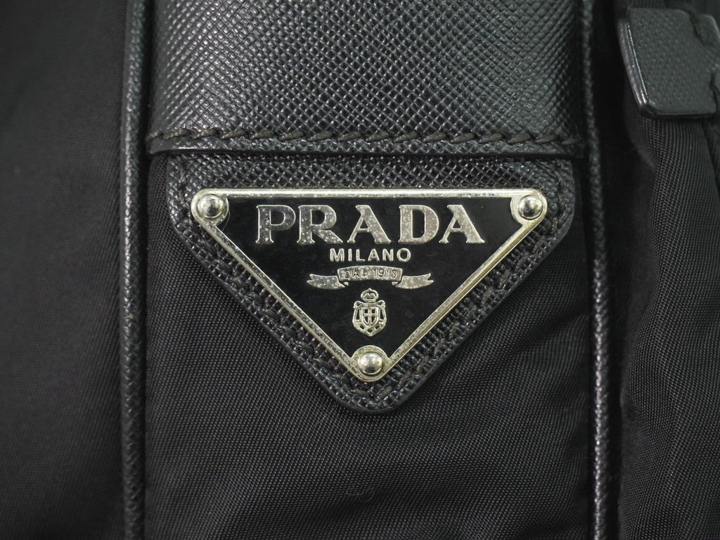Prada Double Pocket Zip Messenger Tessuto Black Nylon Shoulder Bag Bag