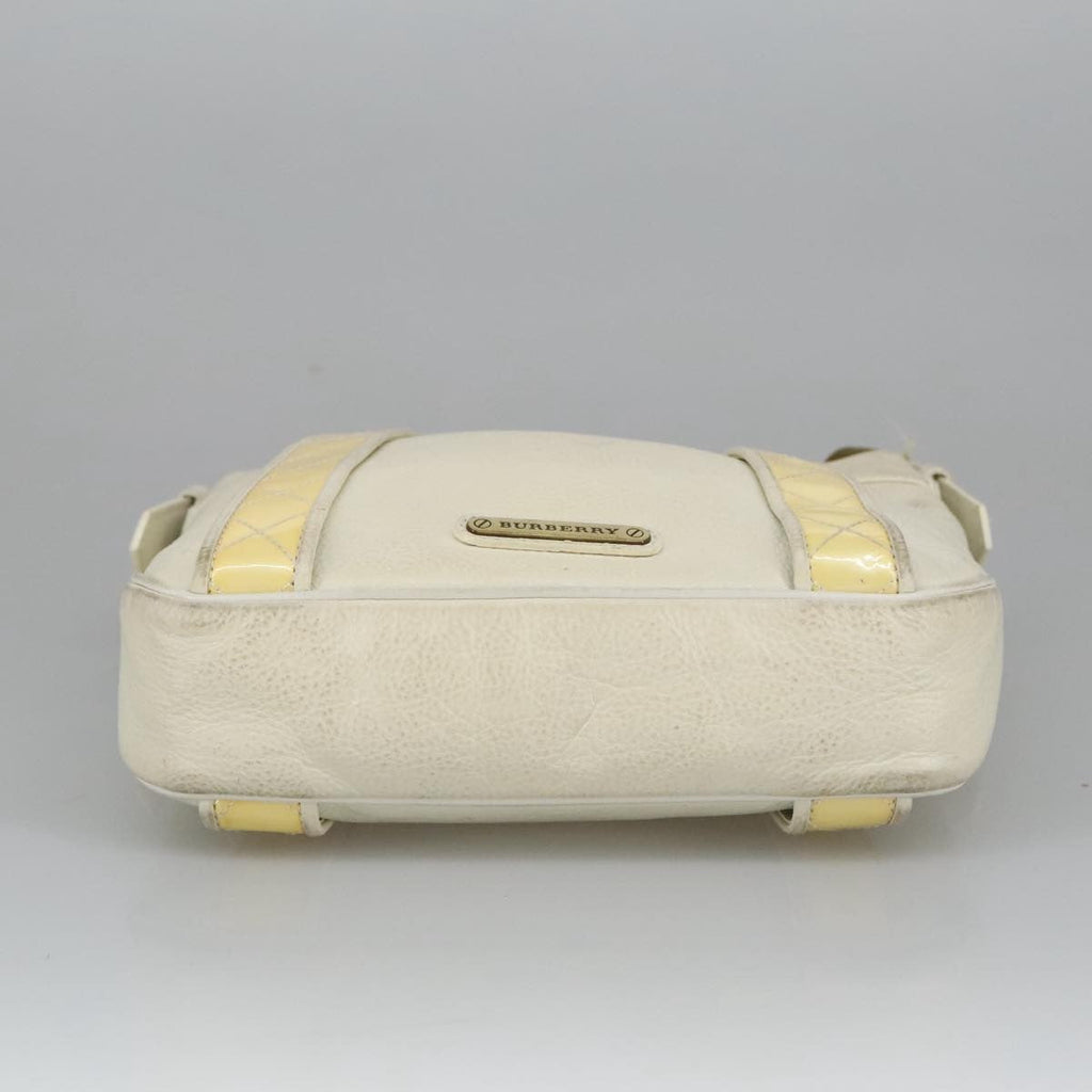 Burberry Vintage Shoulder Bag Leather White Leather Shoulder Bag