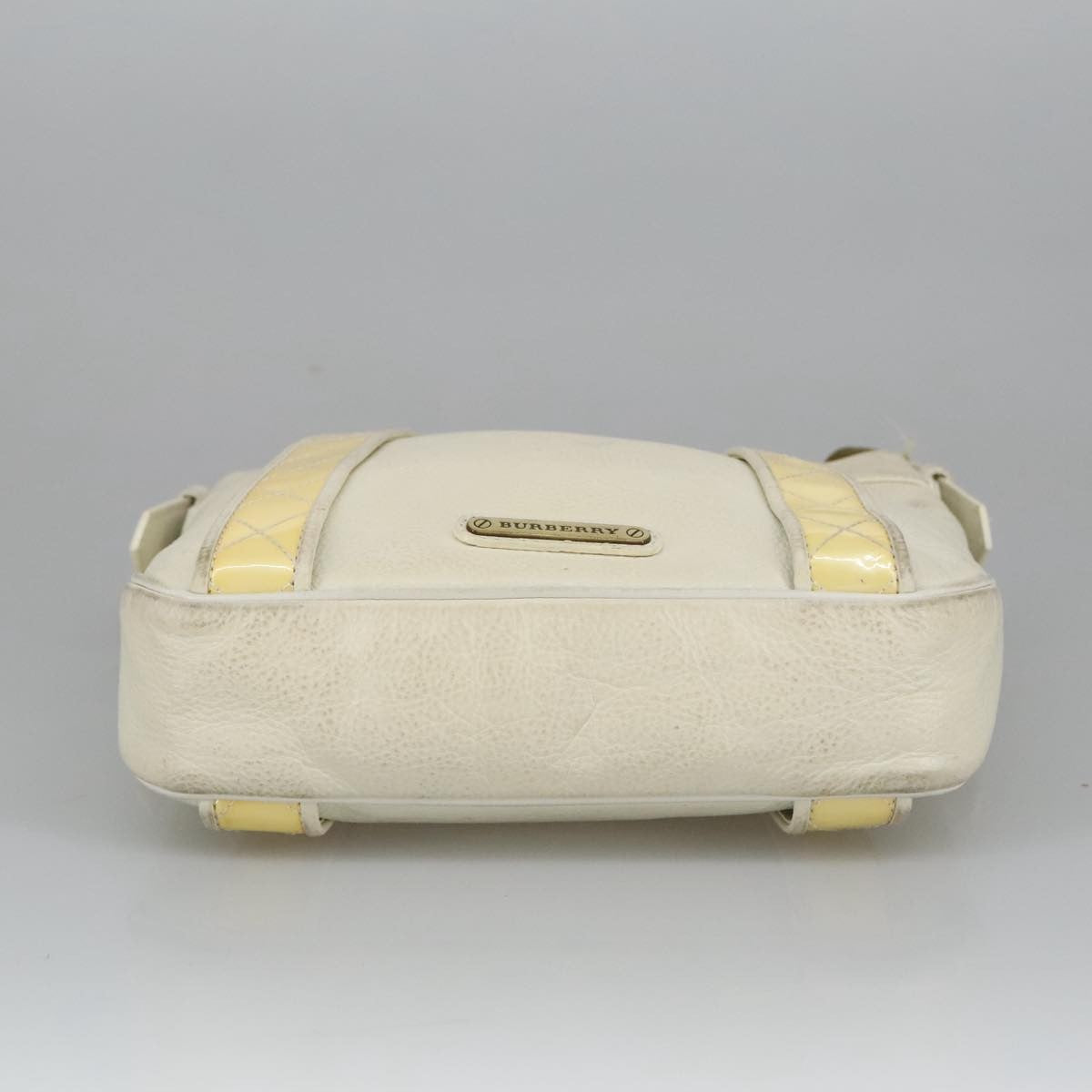 Burberry Vintage Shoulder Bag Leather White Leather Shoulder Bag