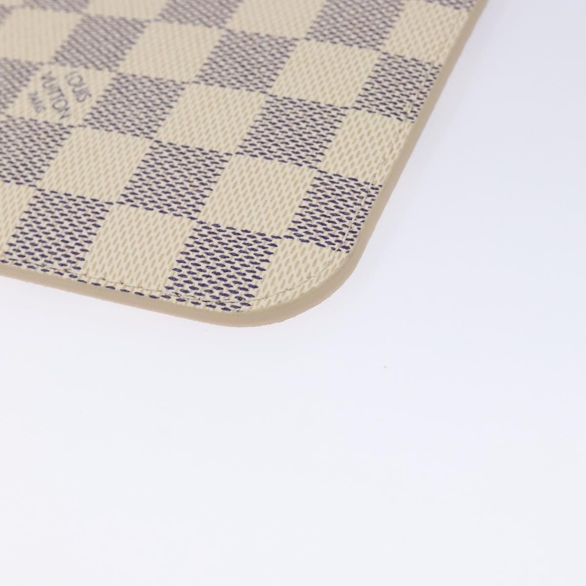Louis Vuitton Neverfull Pochette Damier White Canvas Bag