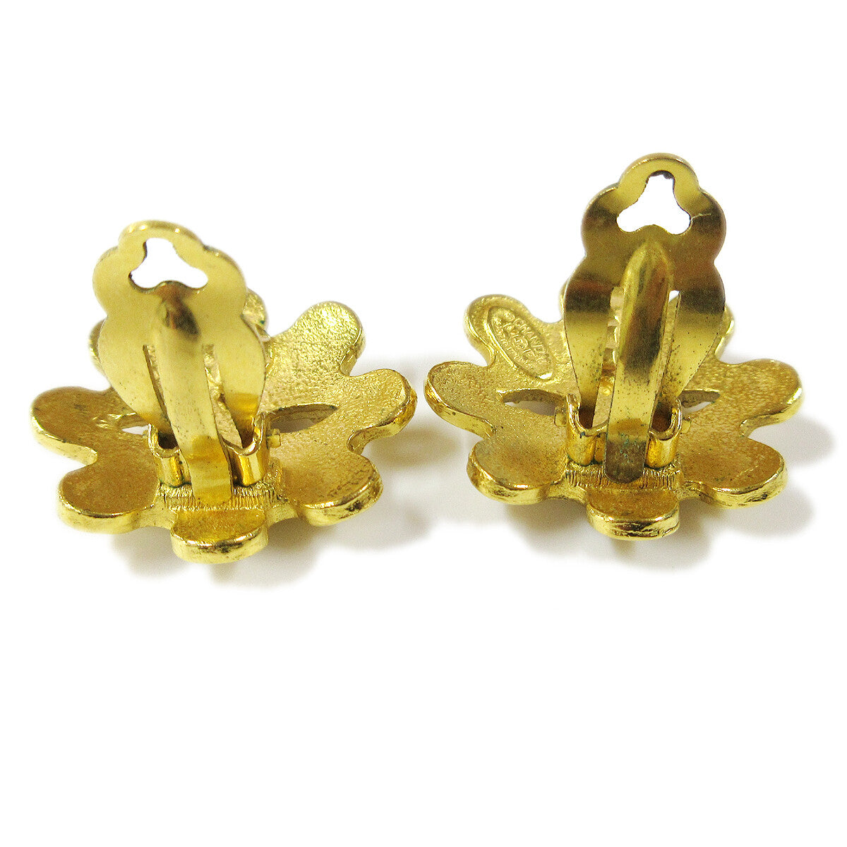 Chanel Vintage Cc Flower Cutout Round Clip-On Earrings Metal Gold Gold_Plated Earrings Jewelry