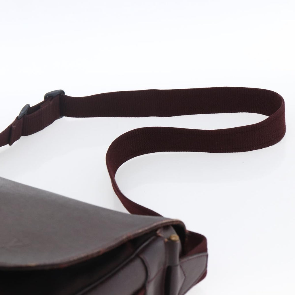 Louis Vuitton Dersou Bag Taiga Leather And Canvas Brown Leather Shoulder Bag