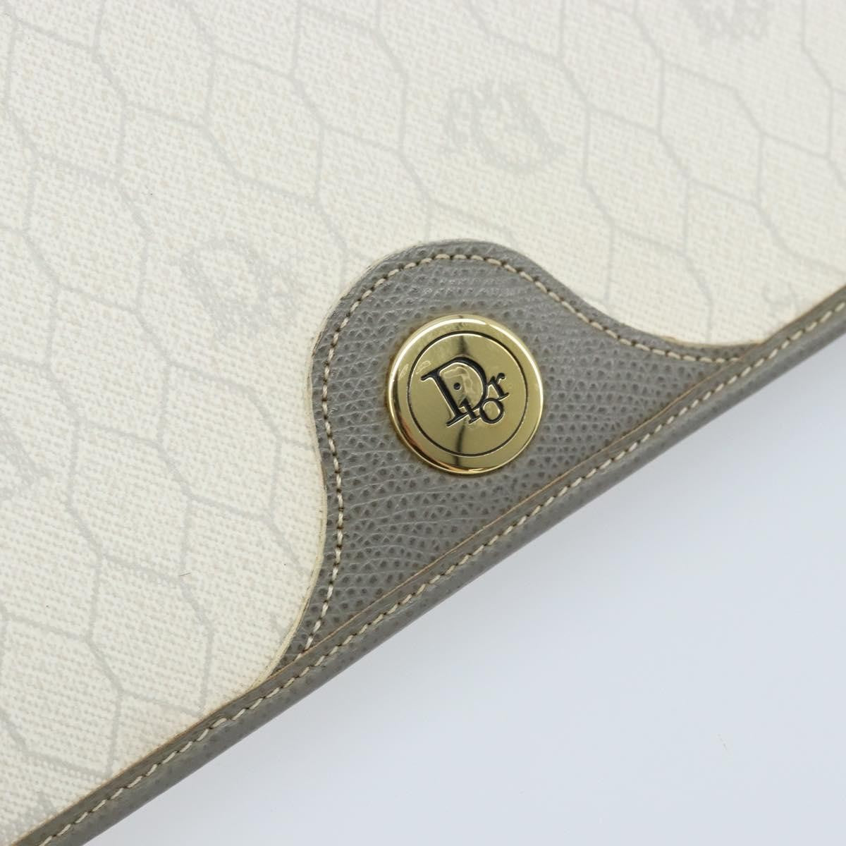 Christian Dior Vintage Honeycomb Chain Canvas White Canvas Shoulder Bag Bag (Pre-Owned)