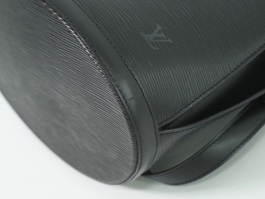 Louis Vuitton Cluny Shoulder Bag Epi Leather Black Leather Shoulder Bag