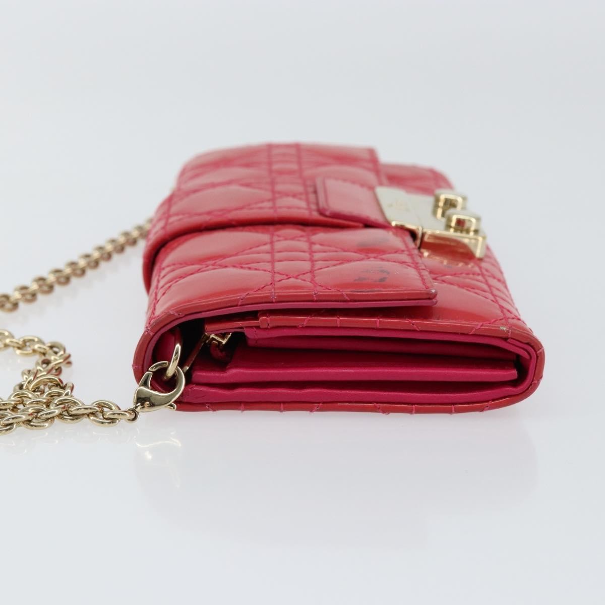 Christian Dior New Lock Pouch Cannage Quilt Patent Pink Patent_Leather Clutche & Pouche Bag (Pre-Owned)