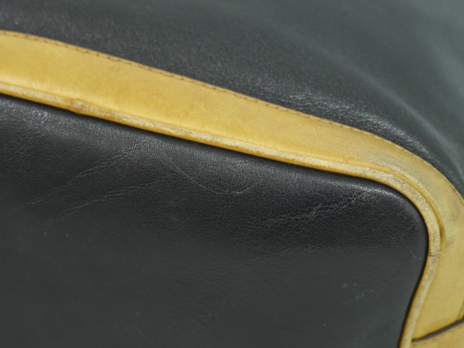 Celine Bucket Sangle Black And Brown Leather Black Leather Shoulder Bag Bag