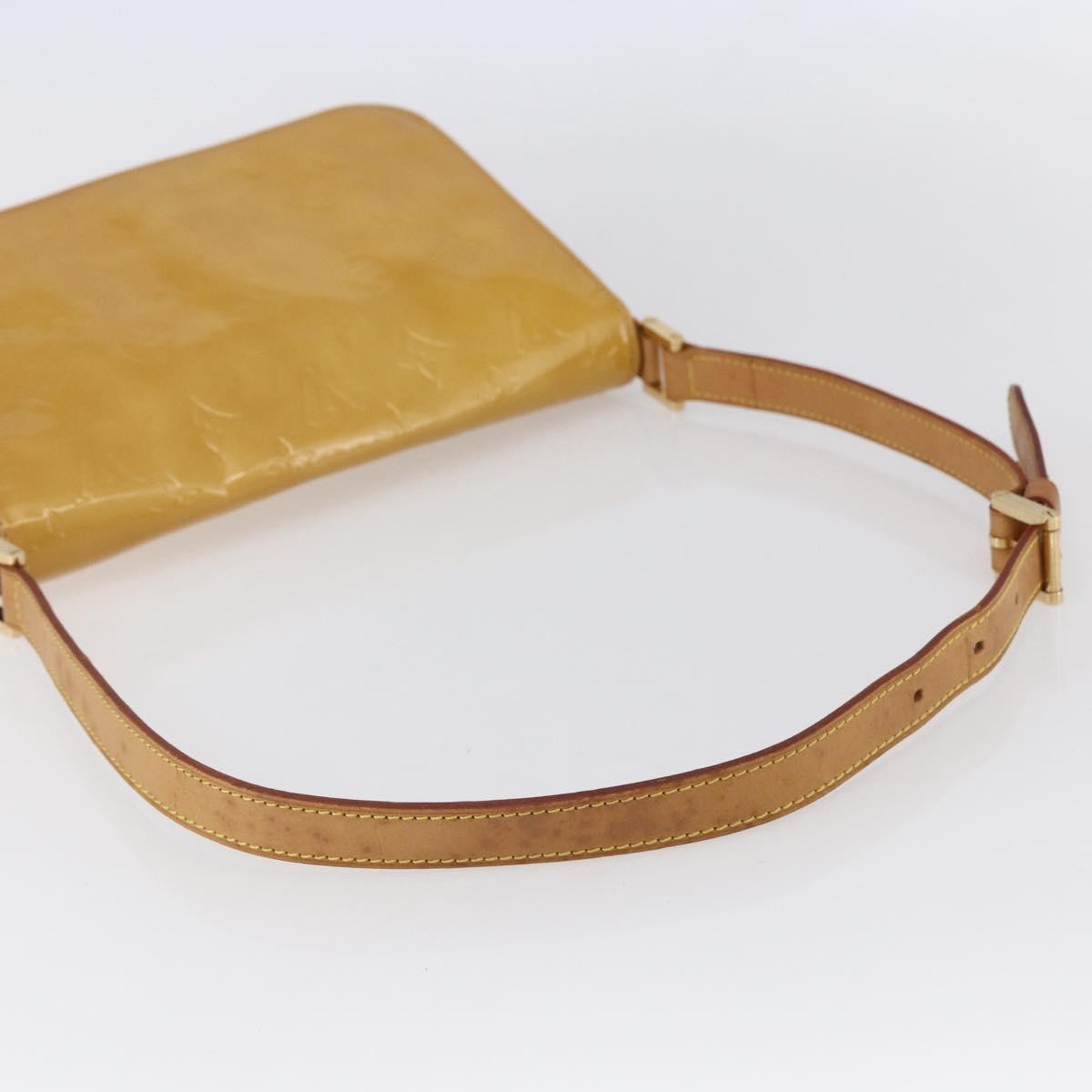 Louis Vuitton Thompson Street Handbag Monogram Vernis Beige Patent_Leather Shoulder Bag