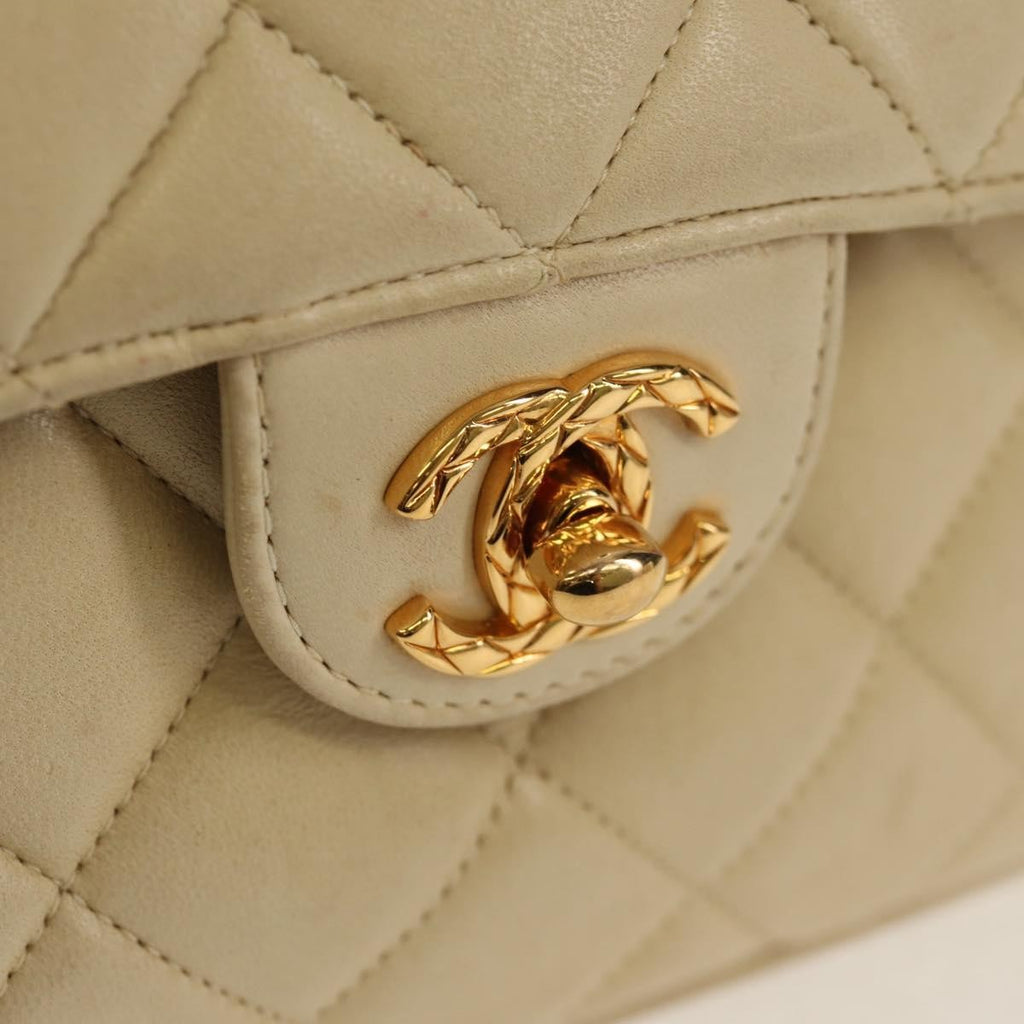 Chanel Chain Flap Shoulder Bag Quilted Lambskin Beige Leather Shoulder Bag Bag