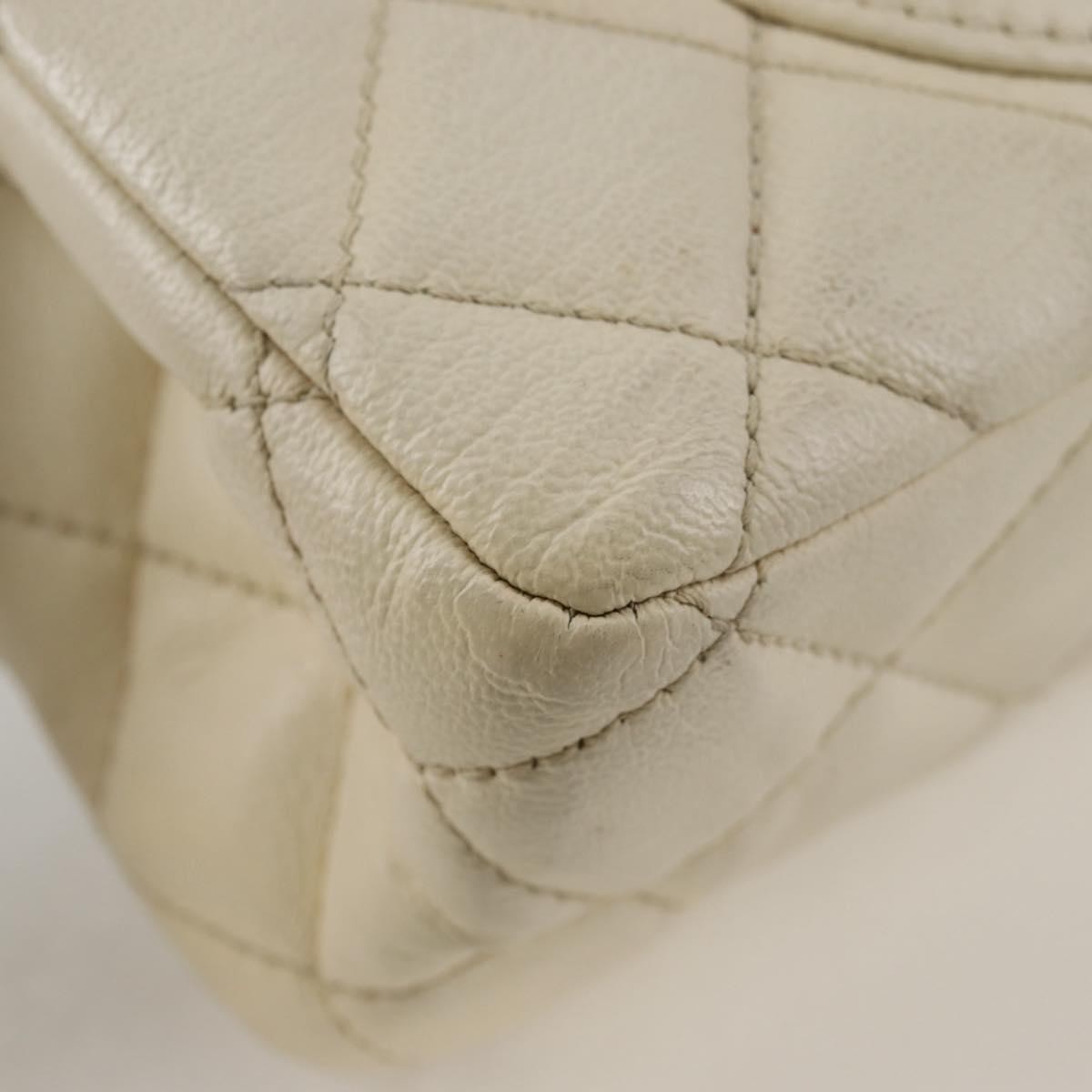 Chanel Reissue 2.55 Flap Bag Quilted Caviar White Leather Shoulder Bag Bag