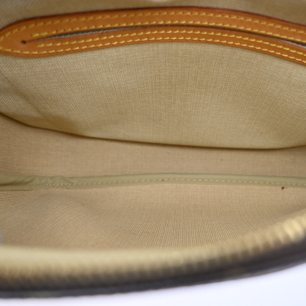 Louis Vuitton Reporter Bag Monogram Canvas Brown Canvas Shoulder Bag