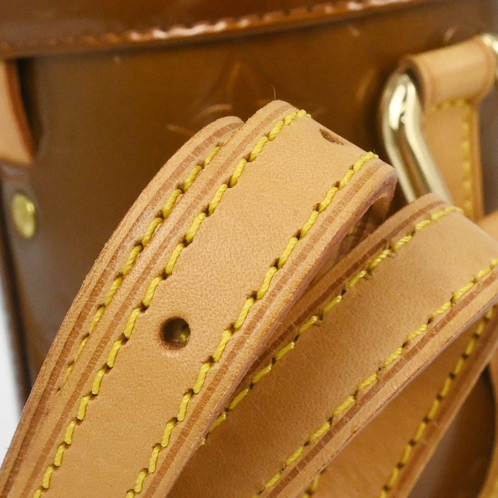 Louis Vuitton Astor Place Shoulder Bag Monogram Vernis Metallic Patent_Leather Clutche & Pouche Bag