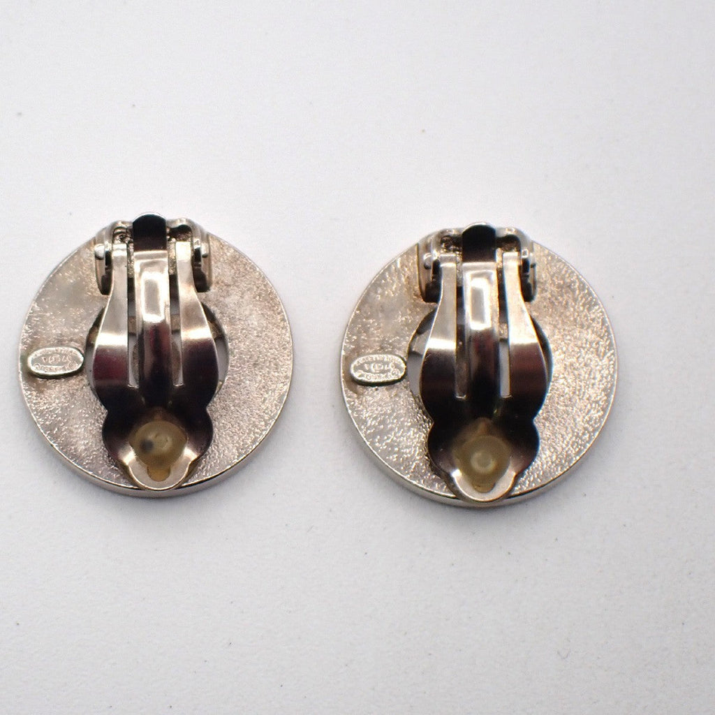 Chanel Cc Cutout Round Clip-On Earrings Metal Silver Metal Earrings Jewelry
