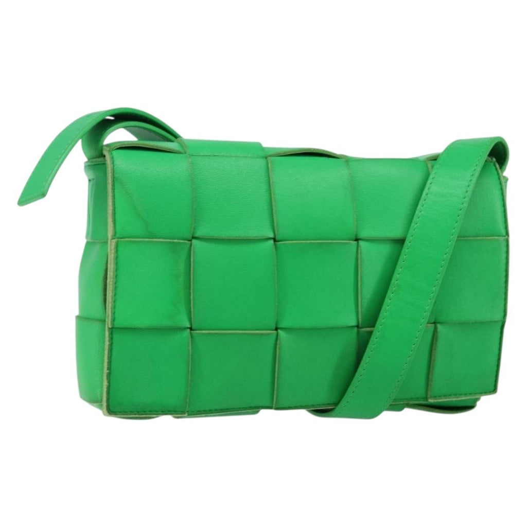 Bottega Veneta Cassette Crossbody Bag Maxi Intrecciato Leather Green Leather Bag