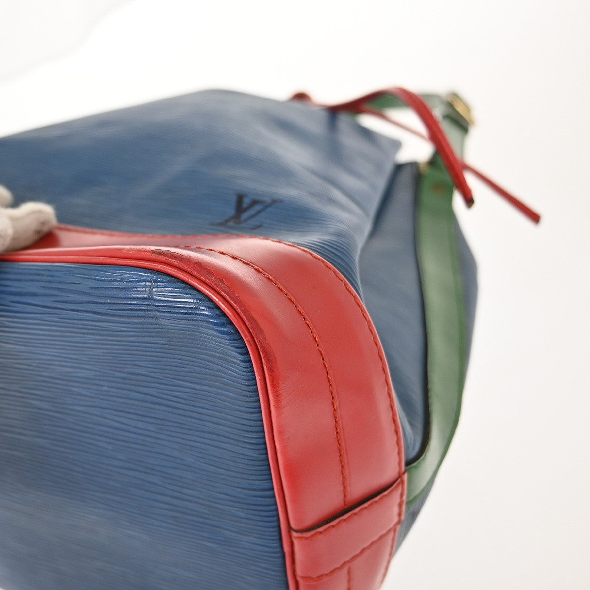 Louis Vuitton Tricolor Noe Handbag Epi Leather Blue Leather Shoulder Bag