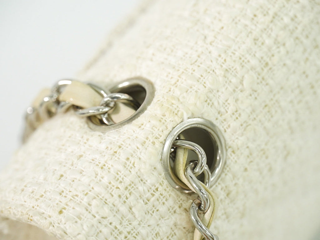 Chanel Timeless - Classic Double Flap Bag Quilted Tweed White Tweed Handbag