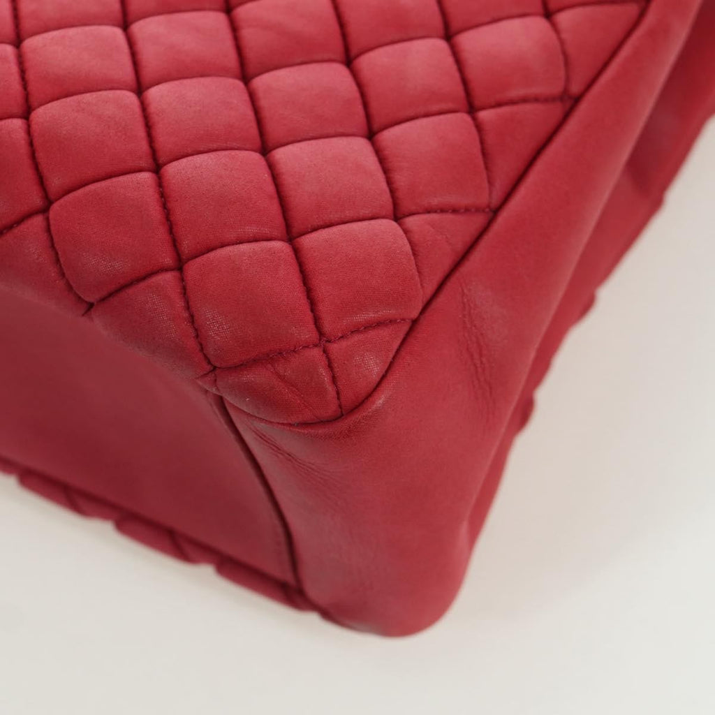 Chanel New Bubble Tote Quilted Calfskin Red Leather Tote Bag Bag