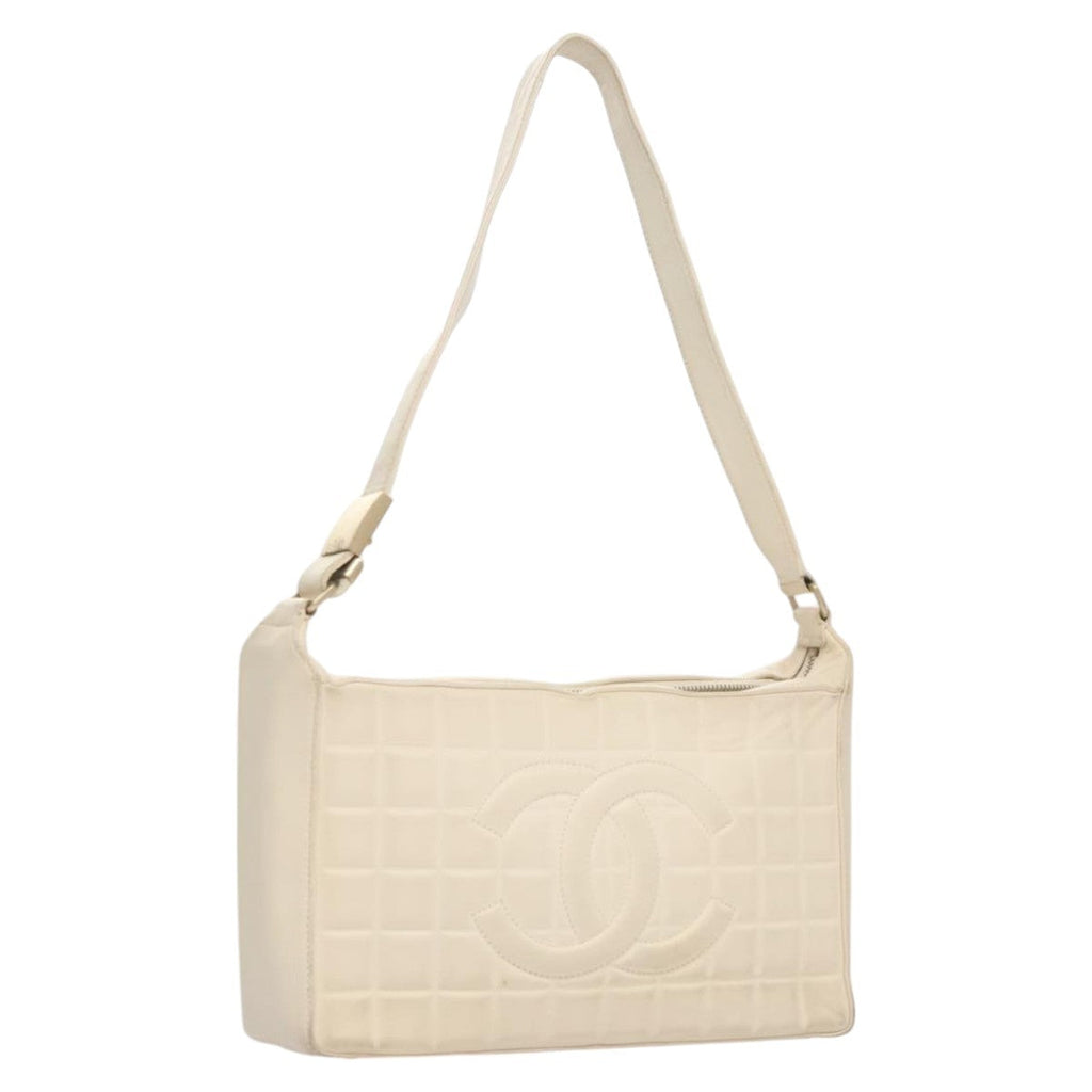 Chanel Chocolate Bar Cc Shoulder Bag Quilted Leather White Leather Shoulder Bag Bag