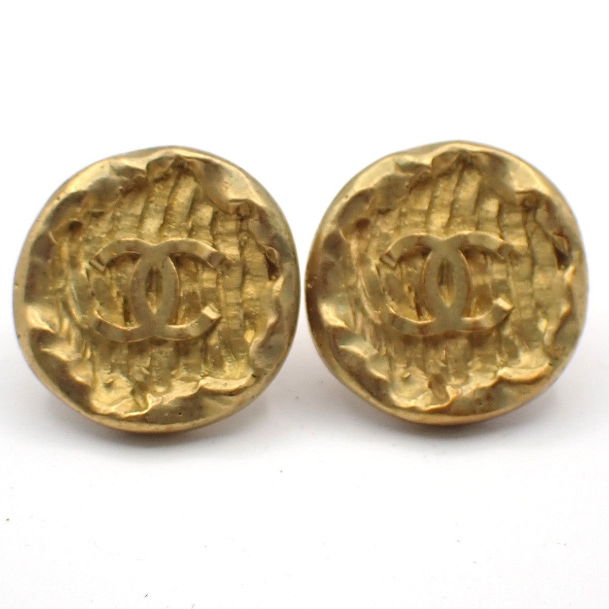 Chanel Vintage Cc Round Button Clip-On Earrings Metal Gold Gold_Plated Earrings Jewelry