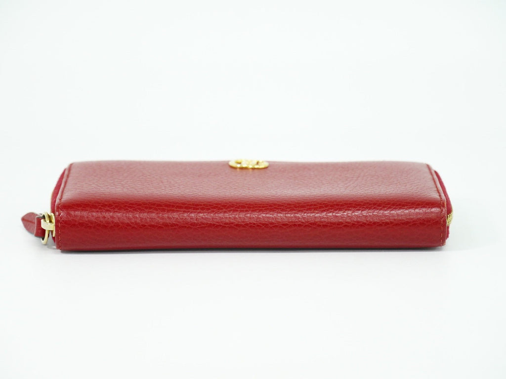 Gucci Gg Marmont Zip Around Wallet Leather Red Leather Wallets Accessory (Pre-Owned)