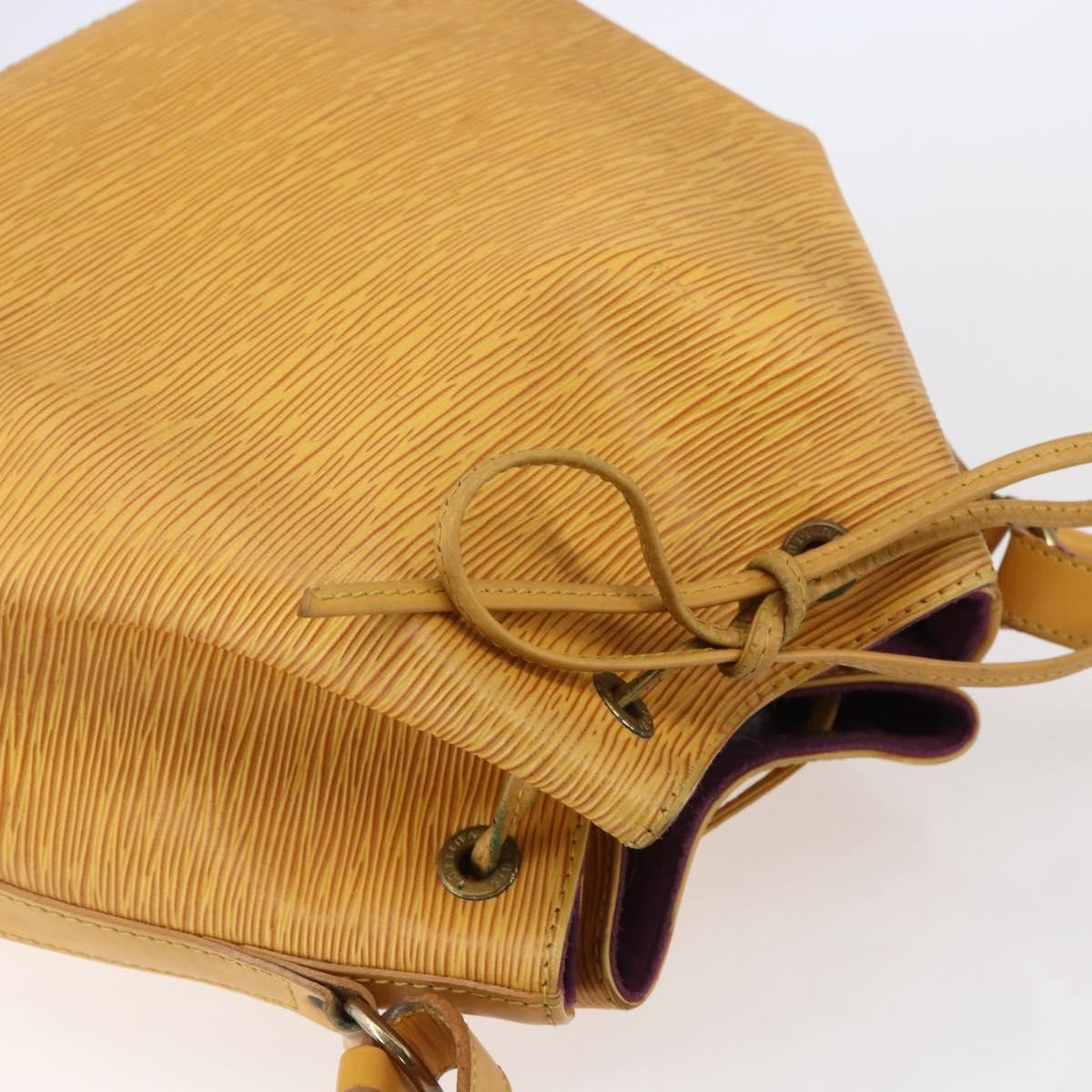Louis Vuitton Petit Noe Handbag Epi Leather Yellow Leather Shoulder Bag