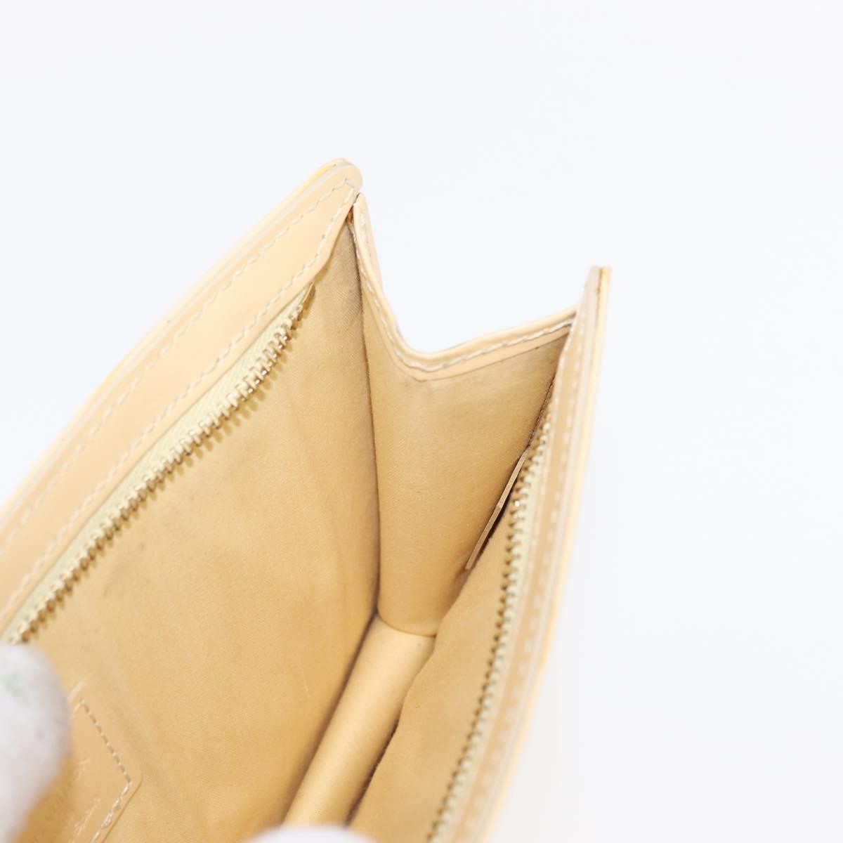 Louis Vuitton Rochelle Waist Bag Epi Leather Ecru Leather Shoulder Bag