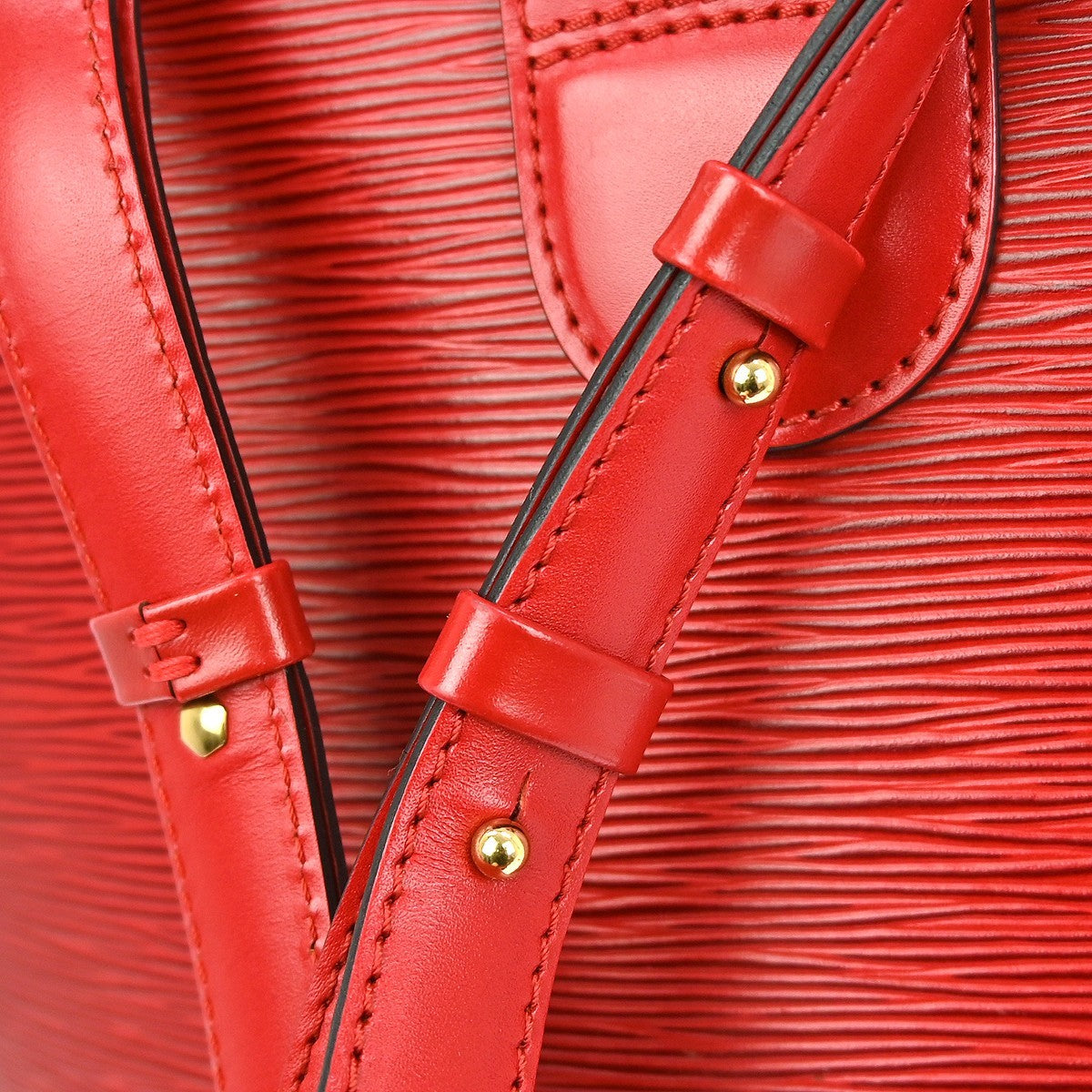 Louis Vuitton Cluny Shoulder Bag Epi Leather Red Leather Shoulder Bag