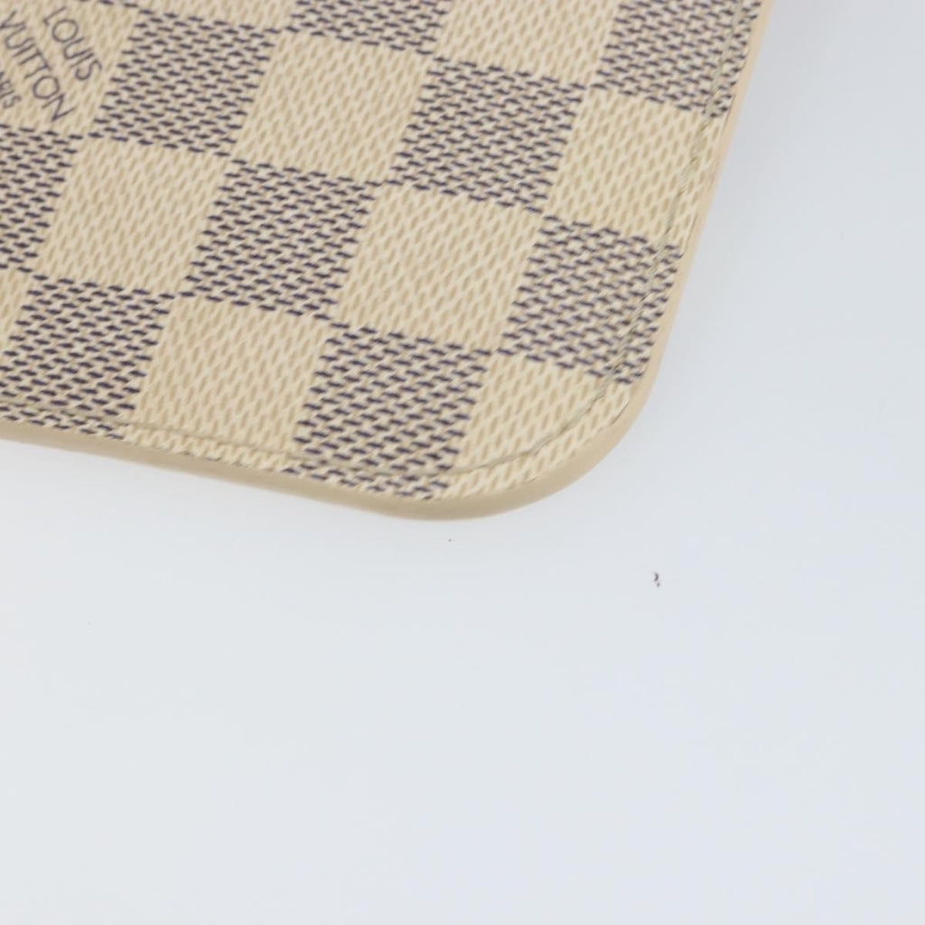 Louis Vuitton Neverfull Pochette Damier White Canvas Clutche & Pouche Bag