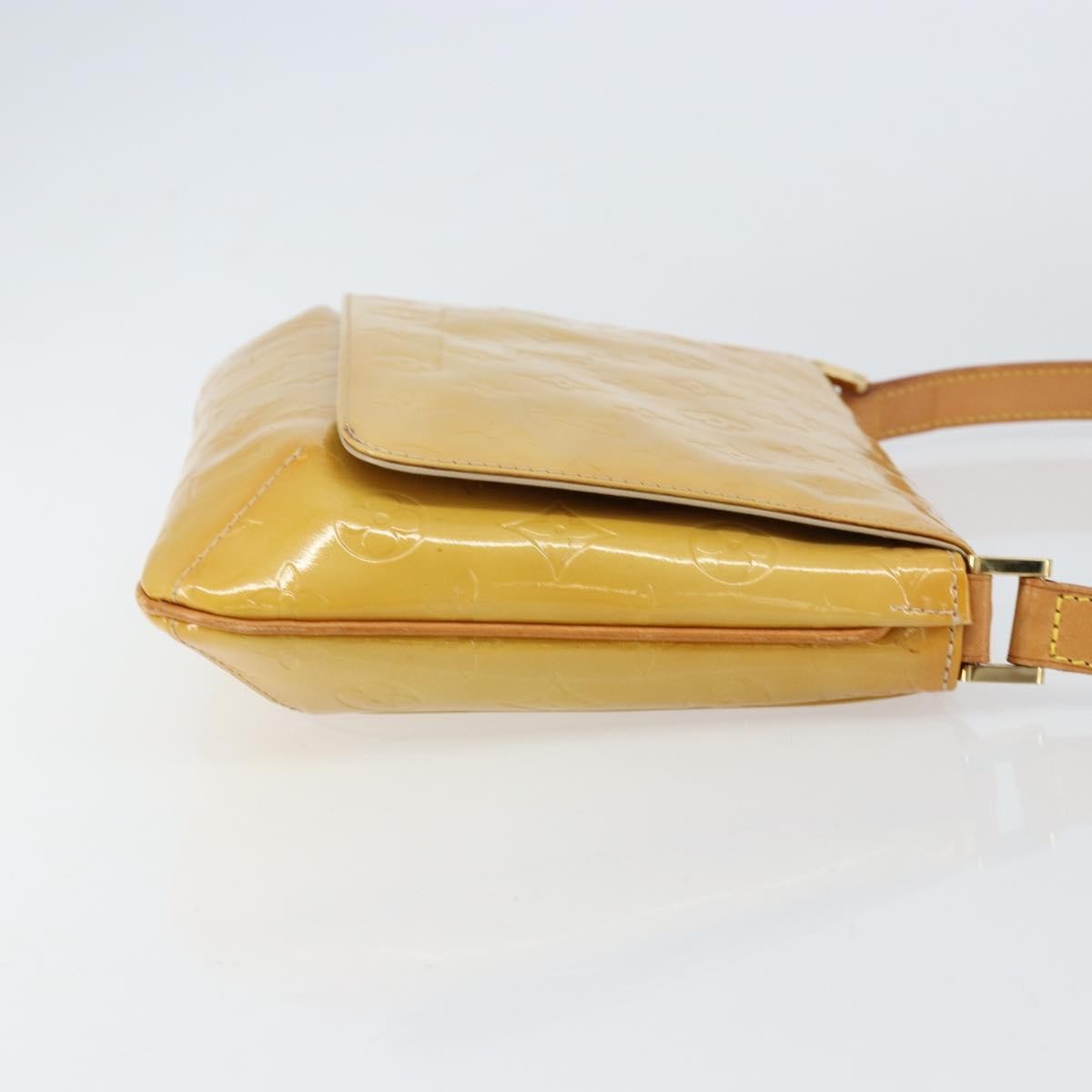 Louis Vuitton Thompson Street Handbag Monogram Vernis Beige Patent_Leather Shoulder Bag