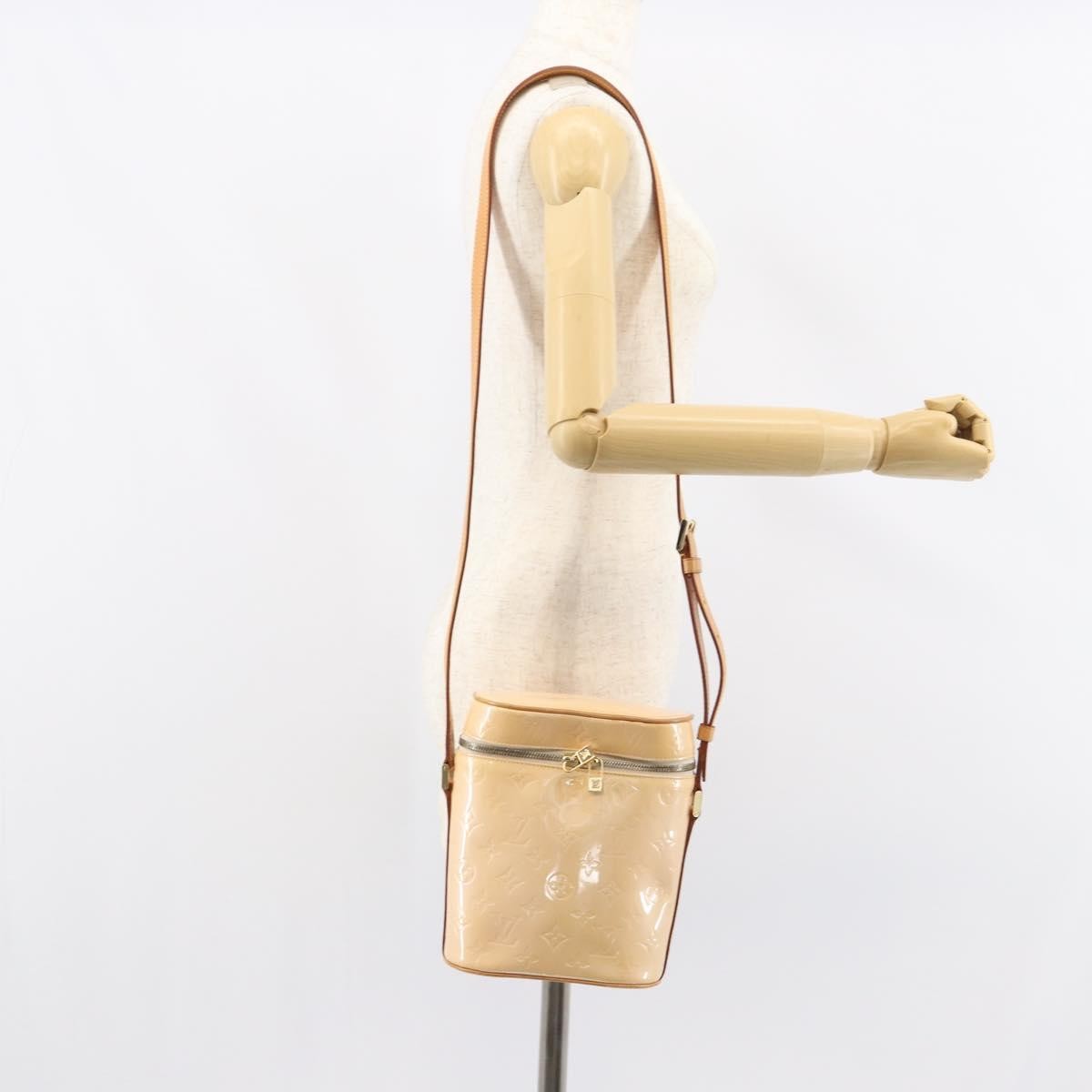 Louis Vuitton Sullivan Handbag Monogram Vernis Pink Patent_Leather Shoulder Bag