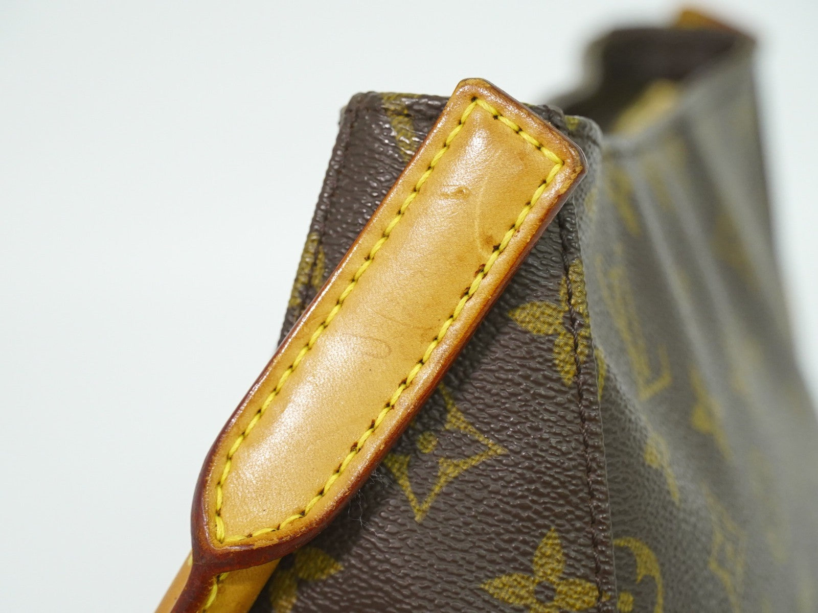 Louis Vuitton Monogram Looping Handbag Monogram Canvas Brown Canvas Shoulder Bag