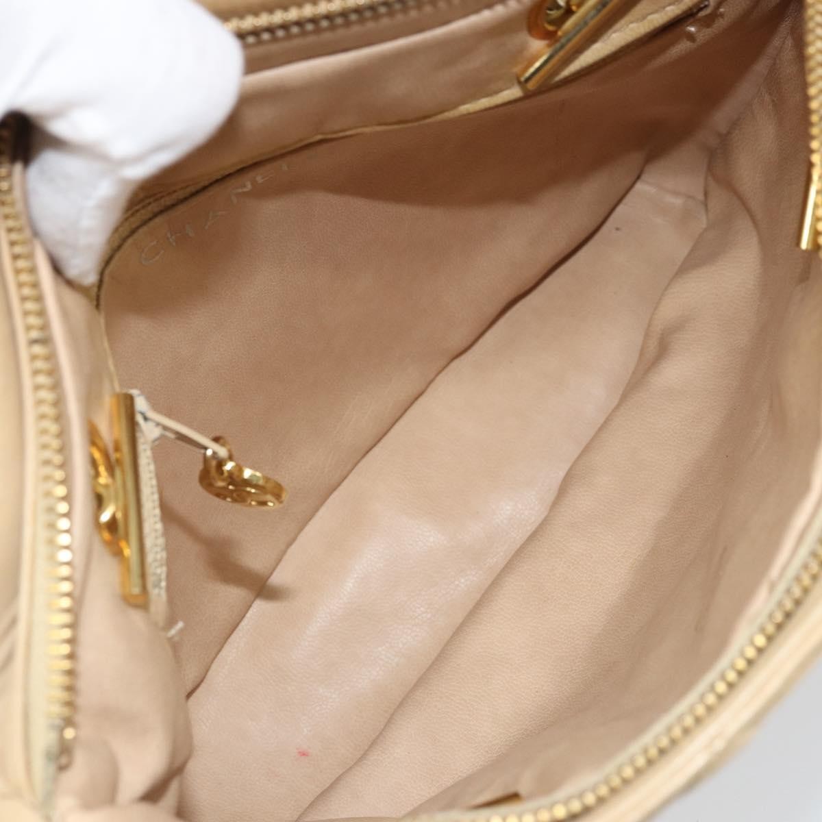 Chanel Vintage Cc Chain Shopper Quilted Leather Beige Leather Shoulder Bag Bag
