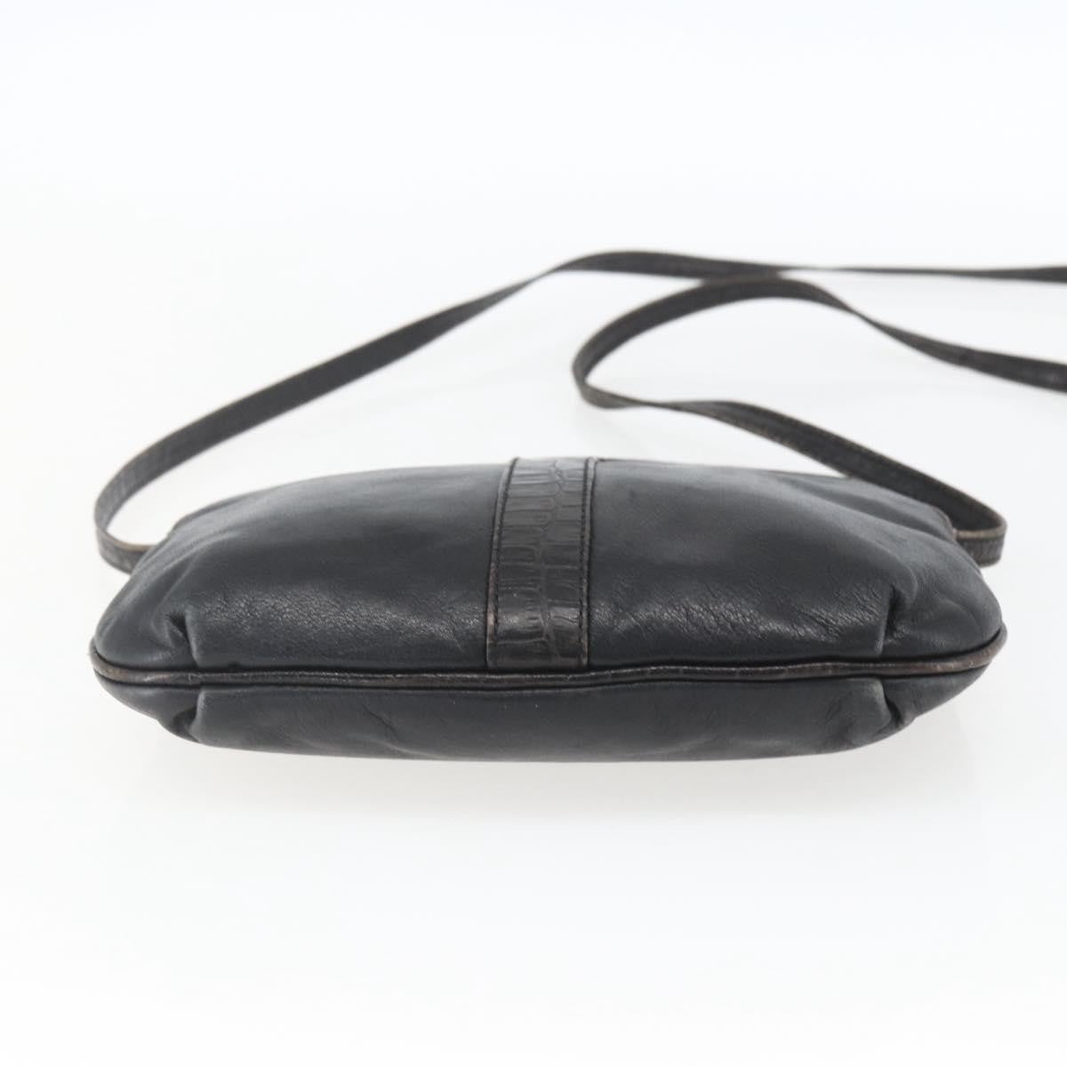 Fendi Vintage Shoulderbag Leather Black Leather Shoulder Bag Bag
