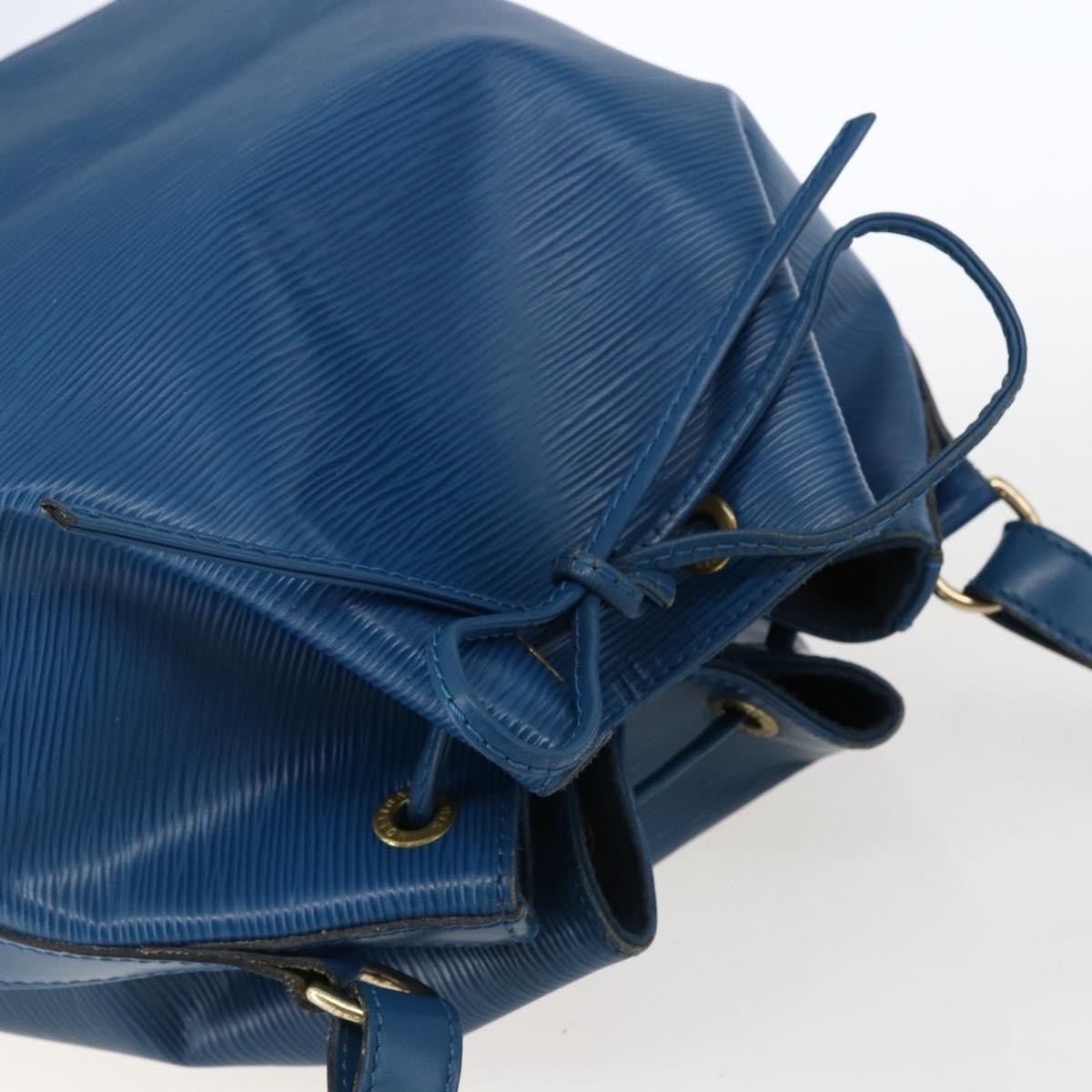 Louis Vuitton Noe Handbag Epi Leather Blue Leather Shoulder Bag
