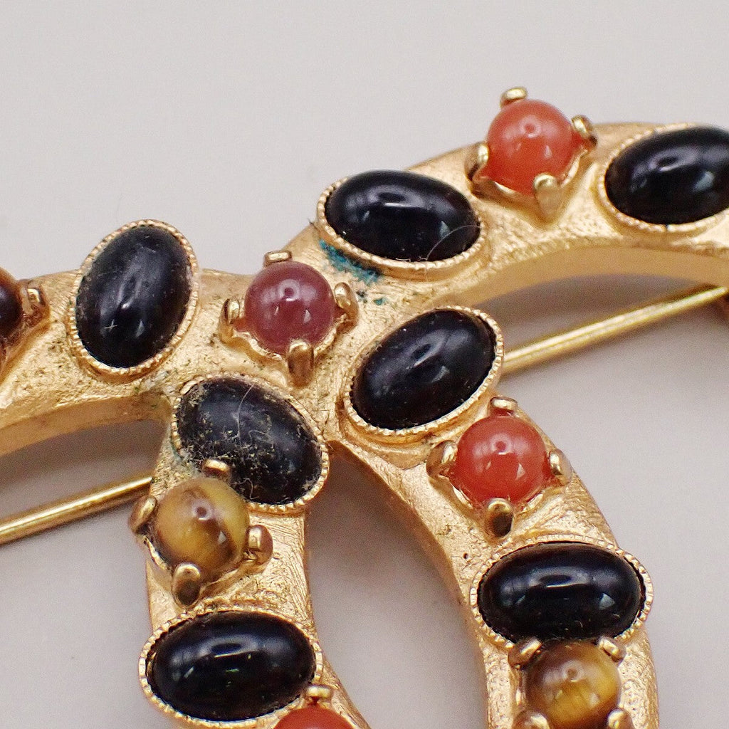 Chanel Cc Logo Brooch Crystal Embellished Metal Gold Gold_Plated Brooch Jewelry